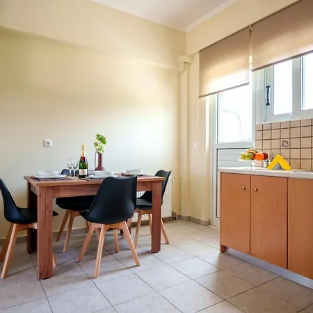 Solomos Apartment *