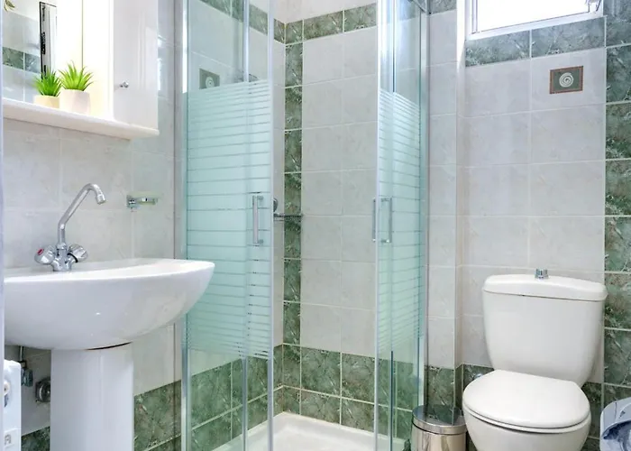 Апартаменты Solomos *